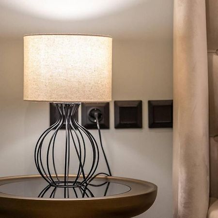 Smaragdi Luxury Jacuzzi Apartment Noho Premium Living Αθήνα Εξωτερικό φωτογραφία