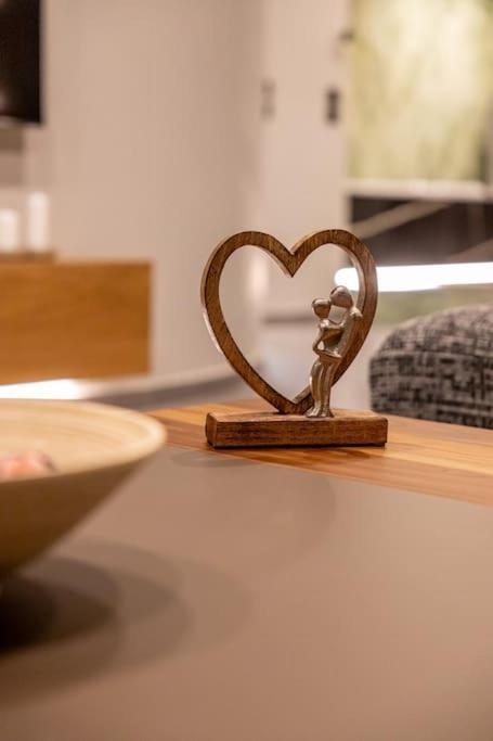 Smaragdi Luxury Jacuzzi Apartment Noho Premium Living Αθήνα Εξωτερικό φωτογραφία
