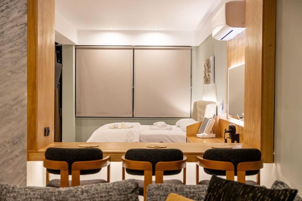 Smaragdi Luxury Jacuzzi Apartment Noho Premium Living Αθήνα Εξωτερικό φωτογραφία