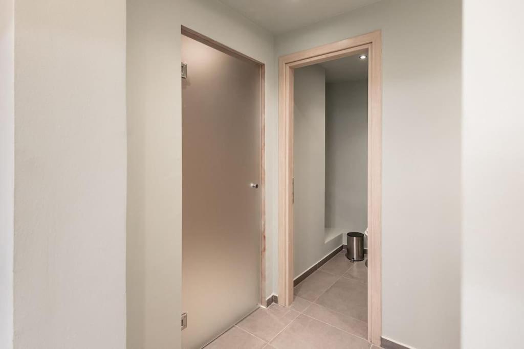 Smaragdi Luxury Jacuzzi Apartment Noho Premium Living Αθήνα Εξωτερικό φωτογραφία
