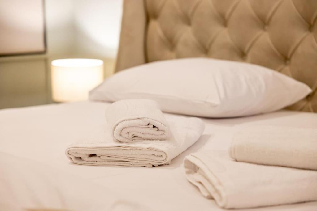 Smaragdi Luxury Jacuzzi Apartment Noho Premium Living Αθήνα Εξωτερικό φωτογραφία