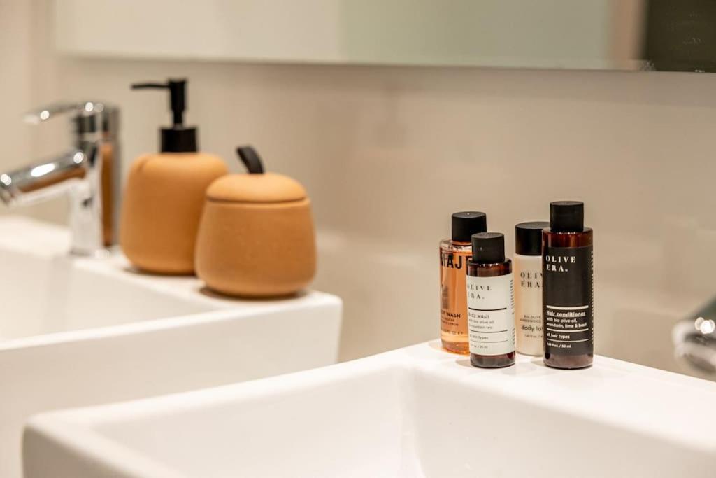 Smaragdi Luxury Jacuzzi Apartment Noho Premium Living Αθήνα Εξωτερικό φωτογραφία