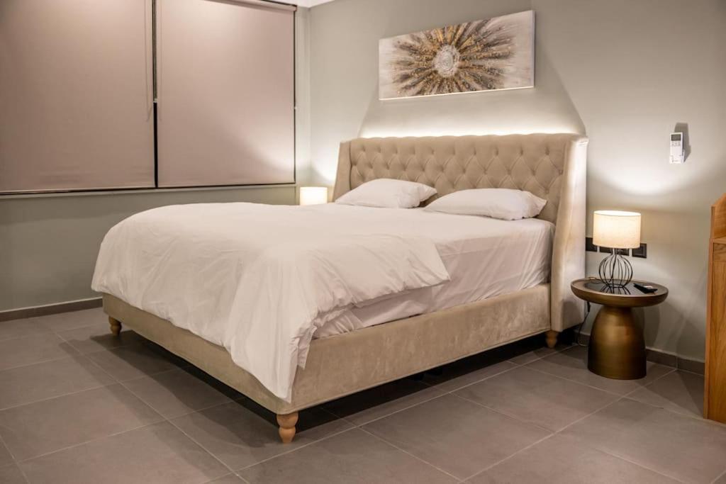 Smaragdi Luxury Jacuzzi Apartment Noho Premium Living Αθήνα Εξωτερικό φωτογραφία